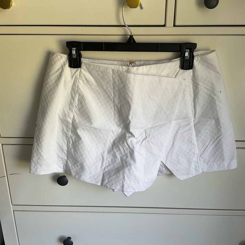 Lilly Pulitzer Skort White